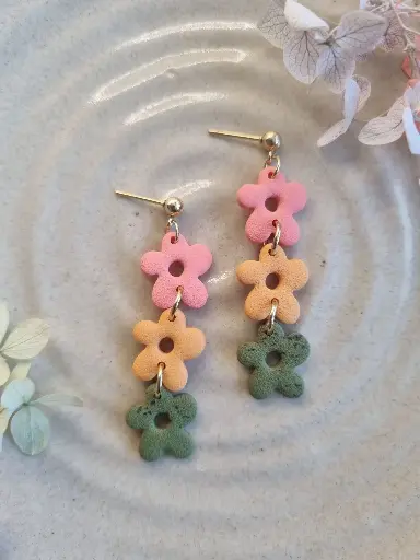Three Flowers (Gold)
