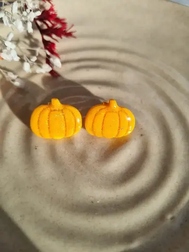 Mini pumpkin yellow